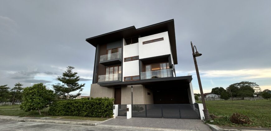 Brand new 3 Storey House with Swimming Pool in Alabang West