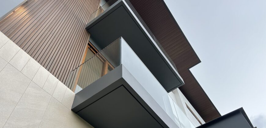 Brand new 3 Storey House with Swimming Pool in Alabang West