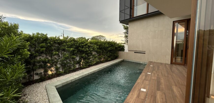 Brand new 3 Storey House with Swimming Pool in Alabang West