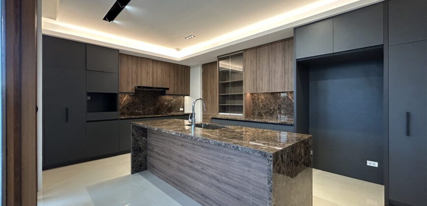 Brand new 3 Storey House with Swimming Pool in Alabang West