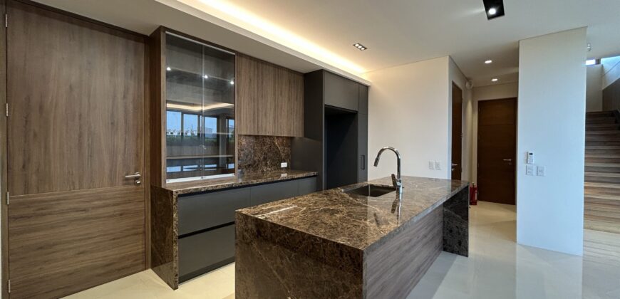 Brand new 3 Storey House with Swimming Pool in Alabang West