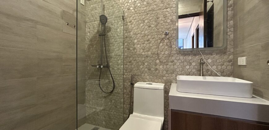 Brand new 3 Storey House with Swimming Pool in Alabang West