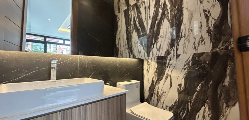 Brandnew House with Swimming Pool in BF Homes Paranaque