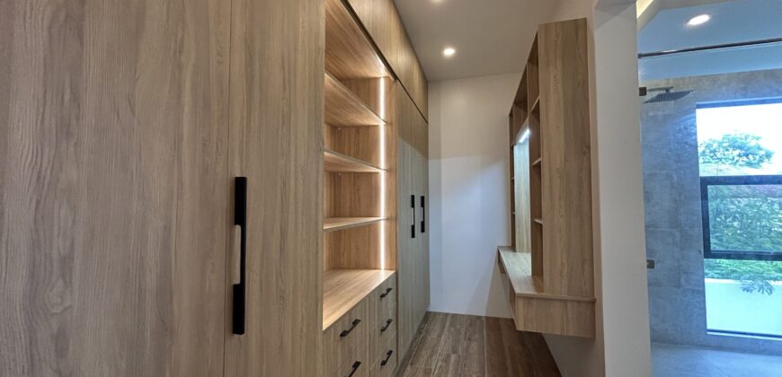 Brandnew House with Swimming Pool in BF Homes Paranaque