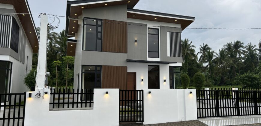 Best Investment! Tagaytay Brandnew 3 Level House. Reasonably Priced!