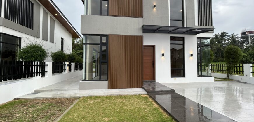 Best Investment! Tagaytay Brandnew 3 Level House. Reasonably Priced!