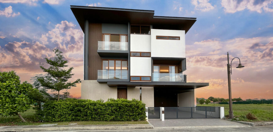 Brand new 3 Storey House with Swimming Pool in Alabang West