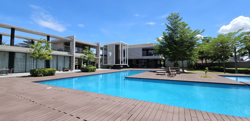 Prime Residential Lot For Sale in The Enclave Alabang. Facing East