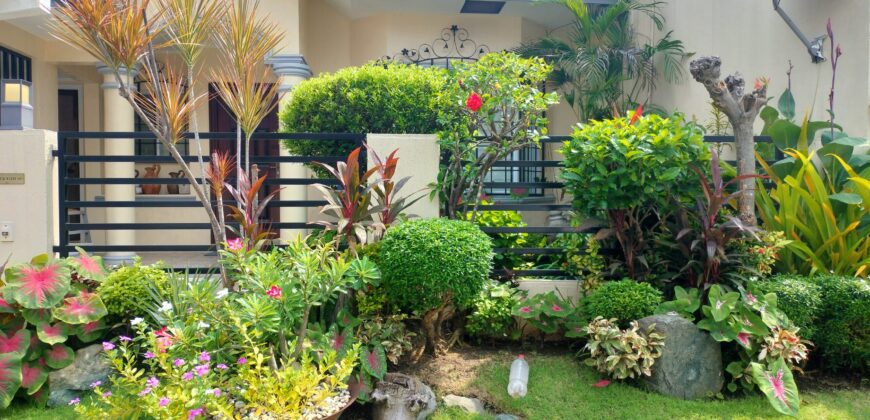 Semi Furnished Bungalow House For Sale in BF Homes Paranaque