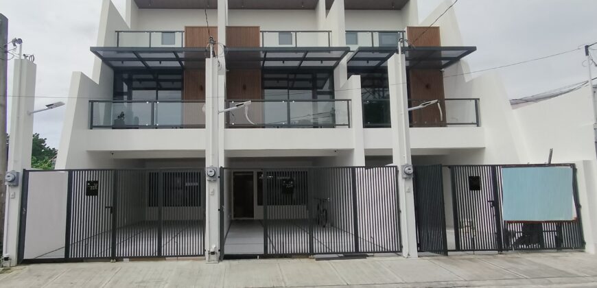Townhouse For Sale in Pilar, Las Pinas