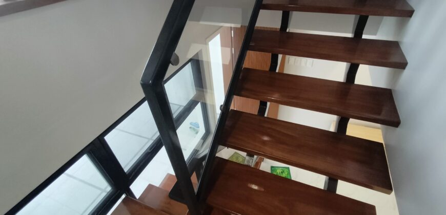 Townhouse For Sale in Pilar, Las Pinas