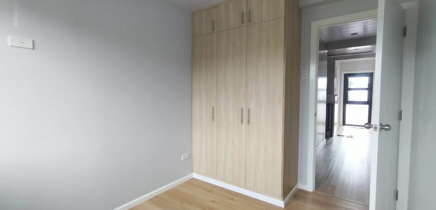 Townhouse For Sale in Pilar, Las Pinas