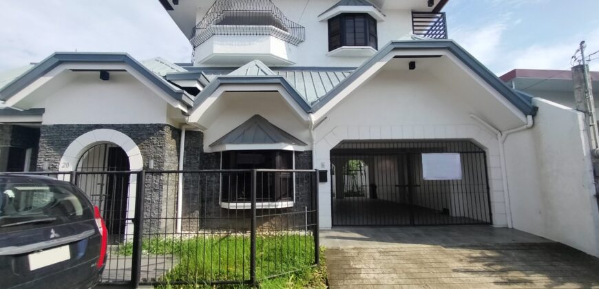 House For Sale in Pilar, Las Pinas