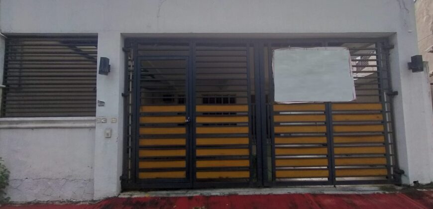 Two Storey House For Sale in Pilar, Las Pinas