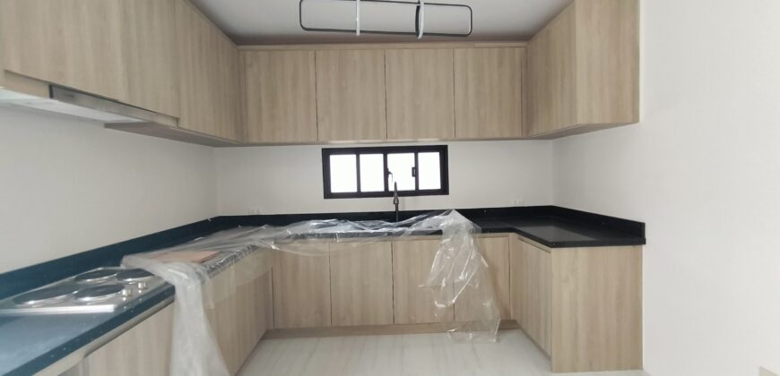 Duplex Type of House for in Paranaque City