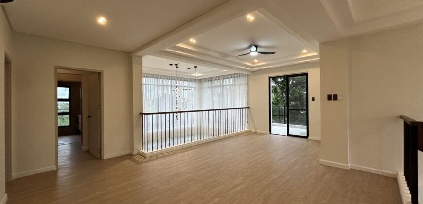 Stylish Luxury Brand New Home on a Corner Lot in South Peak Subd. San Pedro Laguna