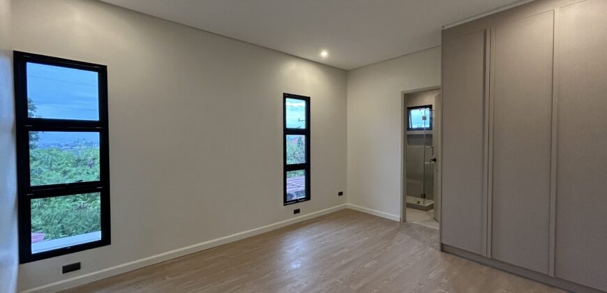 Stylish Luxury Brand New Home on a Corner Lot in South Peak Subd. San Pedro Laguna