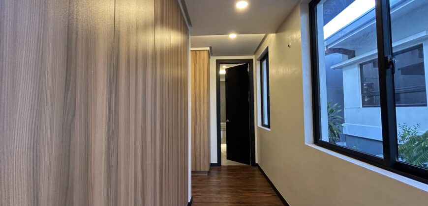 3 Level Towering Beauty in BF Homes Paranaque