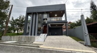 Fully Furnished House with Golf Share in Royale Tagaytay Estate