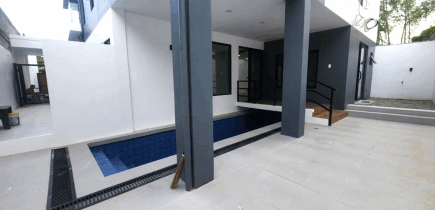 Modern Masterpiece: Private Pool, 4-Car Garage Brand New Home in BF Homes Paranaque