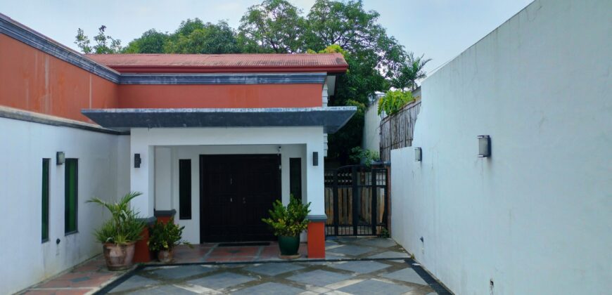 House and Lot For Sale in Alabang Muntinlupa