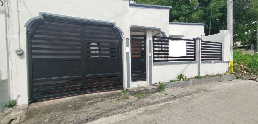 House and Lot For Sale in Pilar Las Pinas
