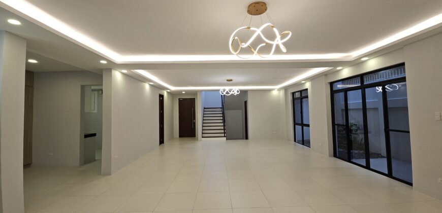 Renovated to Perfection. Modern House for Sale in BF Homes Paranaque