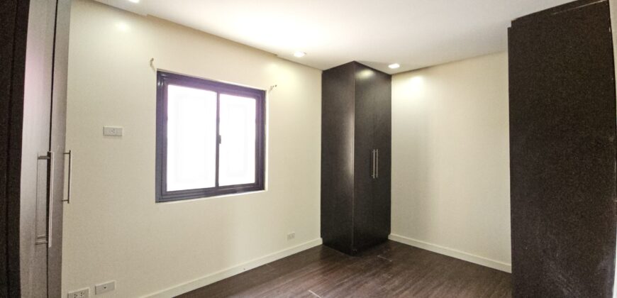 Big and Affordable Townhouse for Sale in BF Homes Paranaque