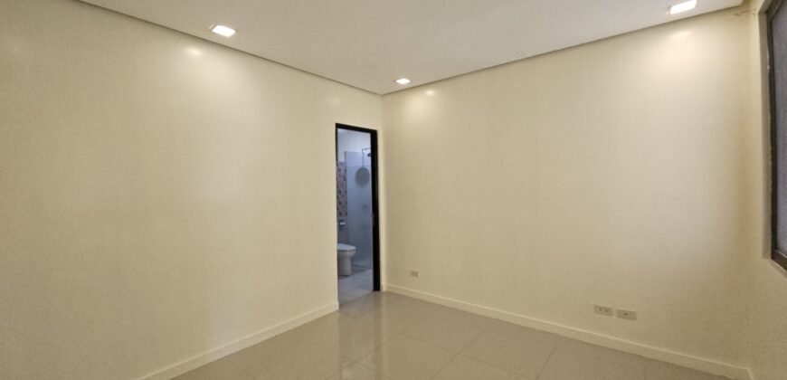 Big and Affordable Townhouse for Sale in BF Homes Paranaque