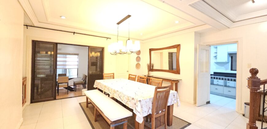 Corner Elegant House in BF Homes, Paranaque City