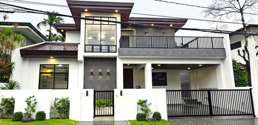 Renovated to Perfection. Modern House for Sale in BF Homes Paranaque