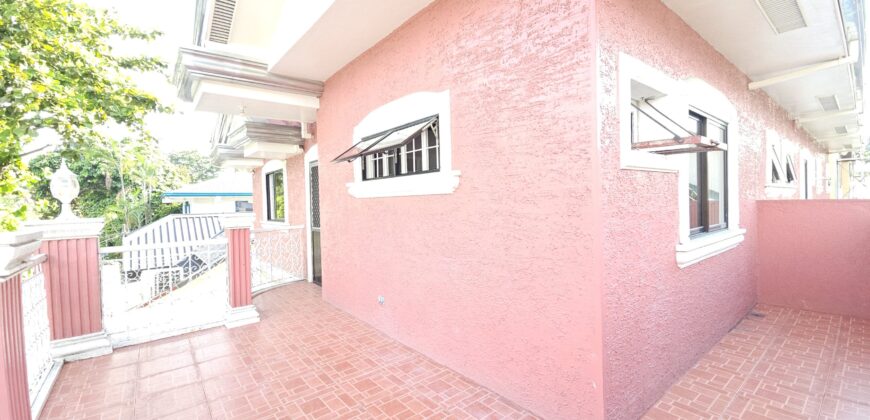 Hindi Ito Nawawala sa Uso! Classic Design House for Sale in BF Homes Muntinlupa near Alabang Hills.