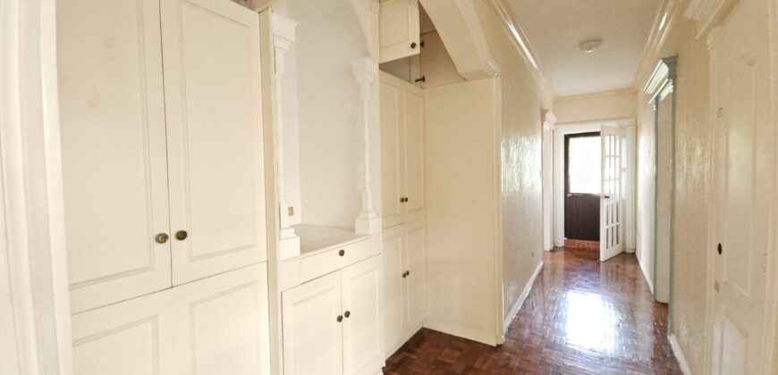 Hindi Ito Nawawala sa Uso! Classic Design House for Sale in BF Homes Muntinlupa near Alabang Hills.