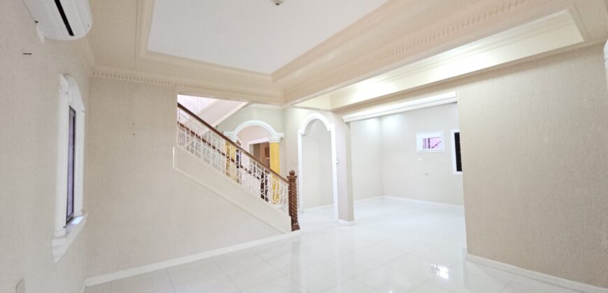 Hindi Ito Nawawala sa Uso! Classic Design House for Sale in BF Homes Muntinlupa near Alabang Hills.