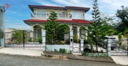Corner 2 Storey House For Sale with View Deck Vibes in Tagaytay