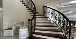 Corner 2 Storey House For Sale with View Deck Vibes in Tagaytay