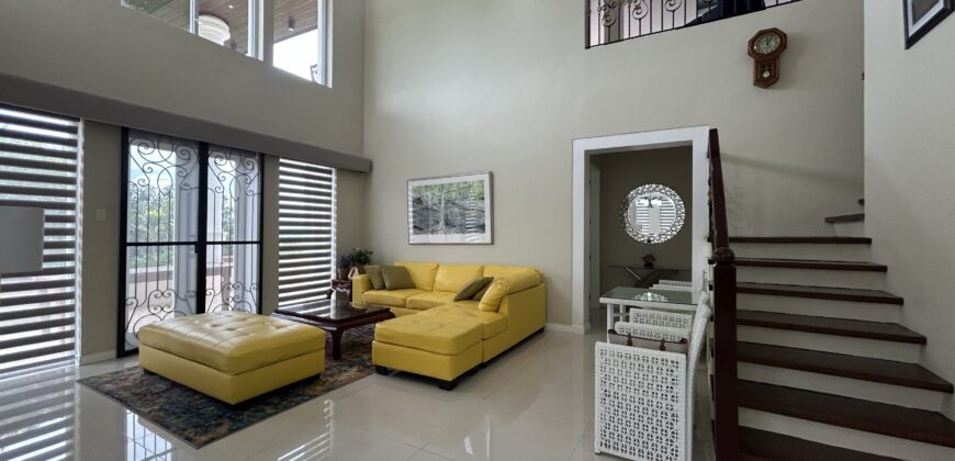 Corner 2 Storey House For Sale with View Deck Vibes in Tagaytay